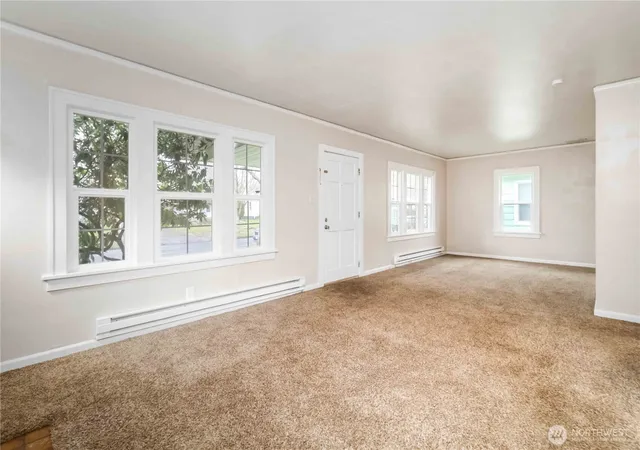 Photo 4 of Single family home for sale at 646 23rd Avenue, Longview, WA 98632 | MLS# NWM2476068 | Listing updated on 2026-09-17
