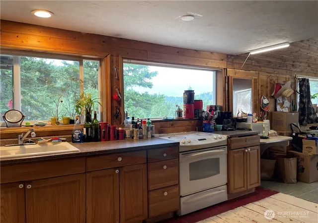 Photo 4 of Single family home for sale at 57 Slippery Hl Ln, Republic, WA 99166 | MLS# NWM2476507 | Listing updated on 2026-09-17