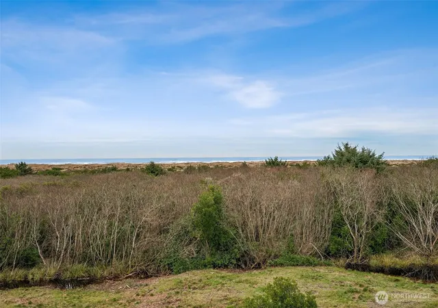Photo 2 of Condo for sale at 835 Ocean Shrs Blvd Nw #303, Ocean Shores, WA 98569 | MLS# NWM2476559 | Listing updated on 2026-09-17