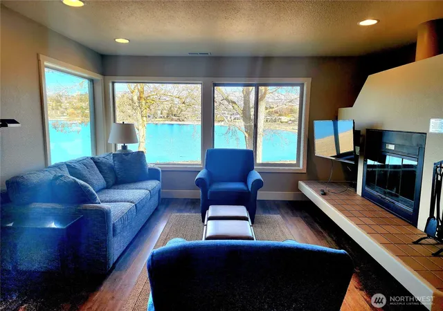 Photo 4 of House for sale at 1 Beach 578 B, Manson, WA 98831 | MLS# NWM2476779 | Listing updated on 2026-09-17