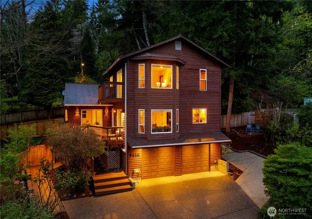 Photo 1 of Single family home for sale at 9420 Northeast 129th Pl, Kirkland, WA 98034 | MLS# NWM2476945 | Listing updated on 2026-09-17