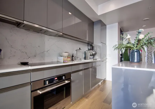 Photo 3 of Condo for sale at 1808 Minor Ave #1700, Seattle, WA 98101 | MLS# NWM2476959 | Listing updated on 2026-09-17