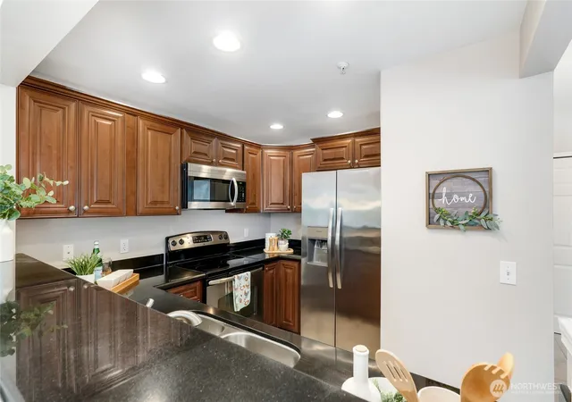 Photo 4 of Condo for sale at 1628 118th Avenue SE #F316, Bellevue, WA 98005 | MLS# NWM2477259 | Listing updated on 2026-09-17