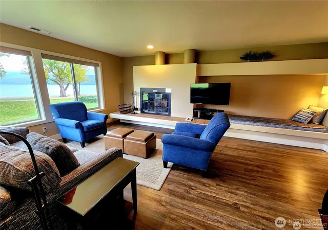 Photo 1 of Multi family home for sale at 1 Beach 532 D, Manson, WA 98831 | MLS# NWM2477358 | Listing updated on 2026-09-17