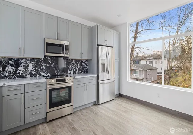 Photo 2 of Townhouse for sale at 8612 42nd Avenue S #B, Seattle, WA 98118 | MLS# NWM2477365 | Listing updated on 2026-09-17
