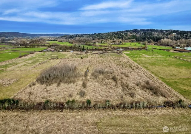 Photo 2 of Single family home for sale at 27411 Ne 100th Street, Carnation, WA 98014 | MLS# NWM2477733 | Listing updated on 2026-09-17