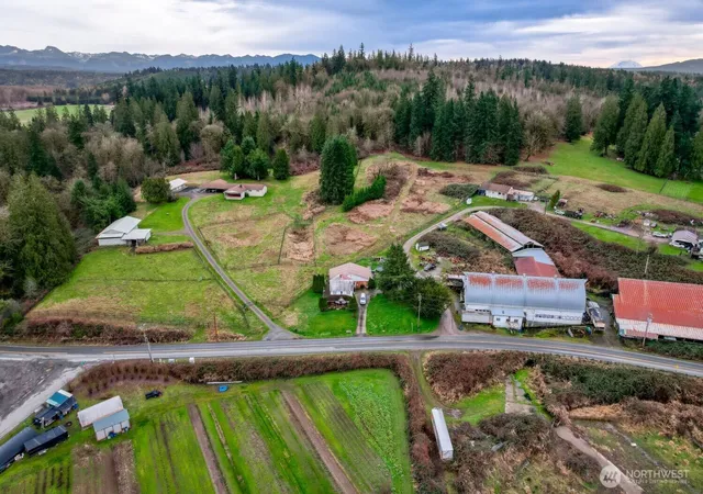 Photo 3 of Single family home for sale at 8718 Ne Ames Lake Carnation Rd, Carnation, WA 98014 | MLS# NWM2477736 | Listing updated on 2026-09-17