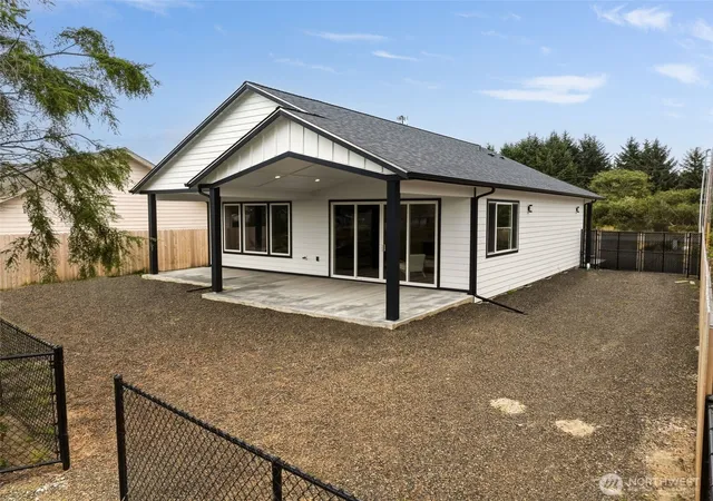 Photo 3 of Single family home for sale at 205 Canal Dr SE, Ocean Shores, WA 98569 | MLS# NWM2477829 | Listing updated on 2026-09-22