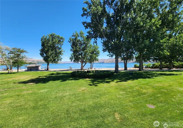 Photo 2 of Single family home for sale at 1 Beach 537 G, Manson, WA 98831 | MLS# NWM2477906 | Listing updated on 2026-09-17