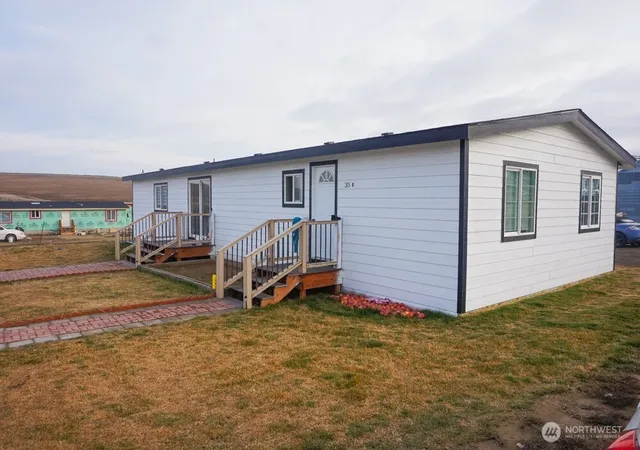 Photo 2 of Manufactured home for sale at 49 Hampton Rd, Hatton, WA 99344 | MLS# NWM2477966 | Listing updated on 2026-09-17