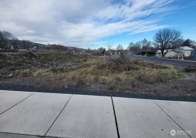 Photo 3 of Land for sale at 0 130447000, Ephrata, WA 98823 | MLS# NWM2478101 | Listing updated on 2026-09-17