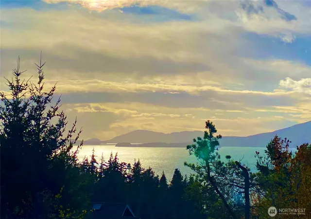 Photo 2 of Land for sale at 417 Arbutus Pl, Bellingham, WA 98225 | MLS# NWM2478133 | Listing updated on 2026-09-17