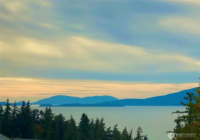 Photo 4 of Land for sale at 417 Arbutus Pl, Bellingham, WA 98225 | MLS# NWM2478133 | Listing updated on 2026-09-17