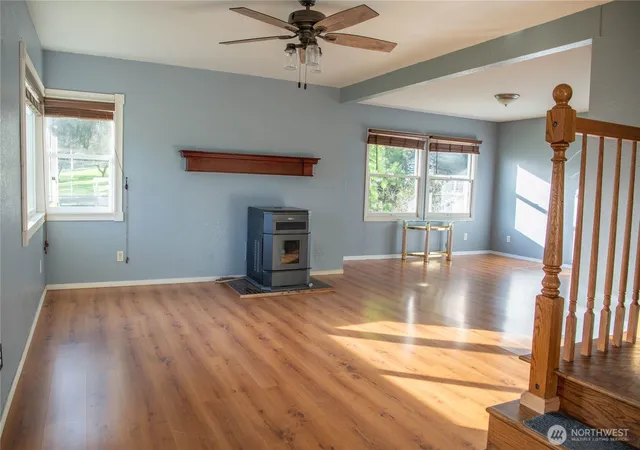 Photo 4 of Sale Pending at 6720 Central Park Dr, Aberdeen, WA 98520 | MLS# NWM2478135 | Listing updated on 2026-09-25