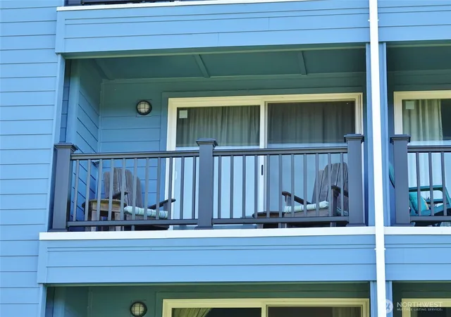 Photo 3 of Condo for sale at 835 Ocean Shrs Blvd NW #206, Ocean Shores, WA 98569 | MLS# NWM2478191 | Listing updated on 2026-09-17