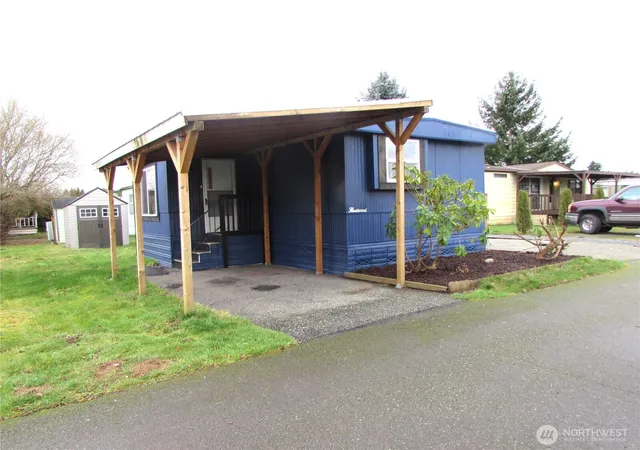 Photo 4 of Manufactured home for sale at 16600 25th Avenue NE #Sp 66, Marysville, WA 98271 | MLS# NWM2478203 | Listing updated on 2026-10-01