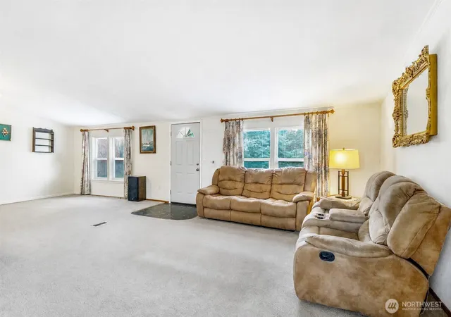 Photo 3 of Manufactured home for sale at 3431 Firouzi Dr NE, Moses Lake, WA 98837 | MLS# NWM2478224 | Listing updated on 2026-10-02