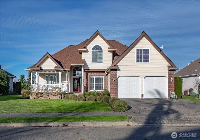 Photo 1 of Single family home for sale at 600 Sunrise Dr, Lynden, WA 98264 | MLS# NWM2478228 | Listing updated on 2026-09-17