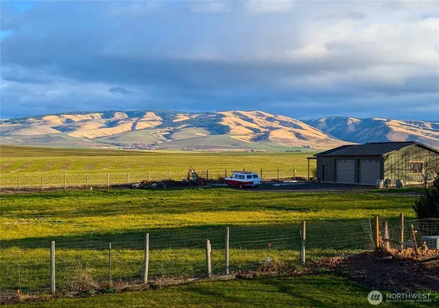 Photo 2 of Single family home for sale at 1224 Rooster Rd, Walla Walla, WA 99362 | MLS# NWM2478300 | Listing updated on 2026-09-17