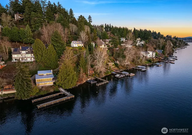 Photo 1 of Single family home for sale at 8025 W Mercer Way, Mercer Island, WA 98040 | MLS# NWM2478334 | Listing updated on 2026-09-17