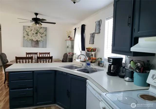 Photo 2 of Manufactured home for sale at 272 Grand Fir Dr #26, Enumclaw, WA 98022 | MLS# NWM2478406 | Listing updated on 2026-09-17