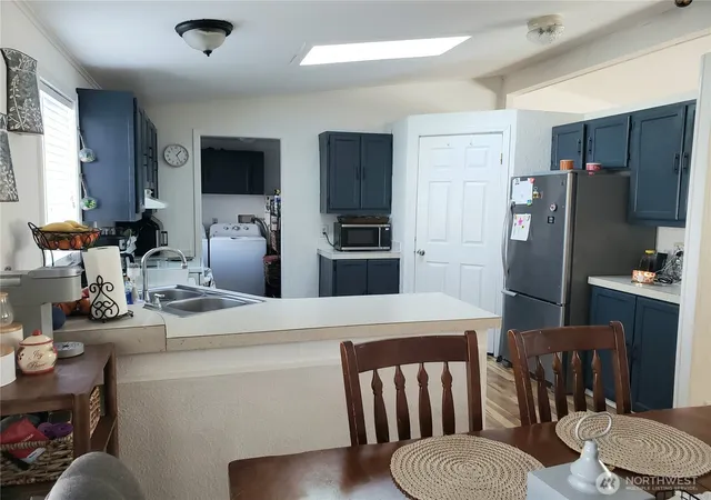 Photo 3 of Manufactured home for sale at 272 Grand Fir Dr #26, Enumclaw, WA 98022 | MLS# NWM2478406 | Listing updated on 2026-09-17