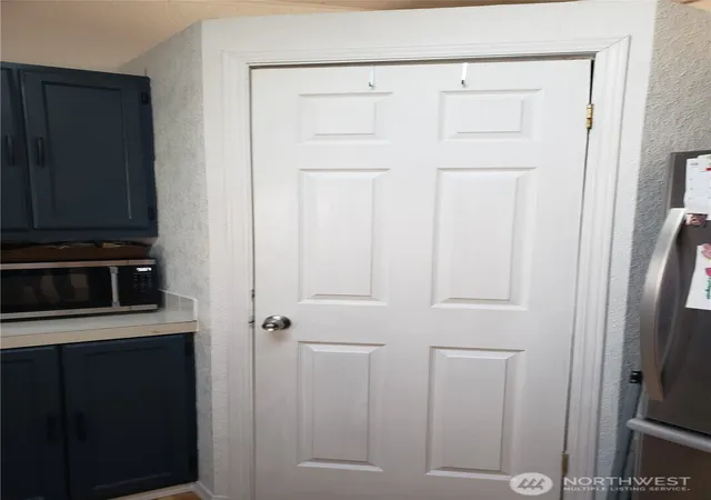Photo 4 of Manufactured home for sale at 272 Grand Fir Dr #26, Enumclaw, WA 98022 | MLS# NWM2478406 | Listing updated on 2026-09-17