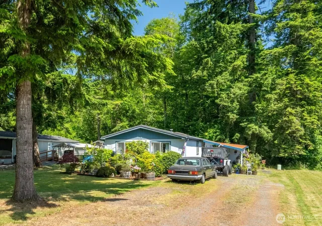 Photo 3 of Manufactured home for sale at 17340 Sargent Rd SW #47, Rochester, WA 98579 | MLS# NWM2478452 | Listing updated on 2026-09-17