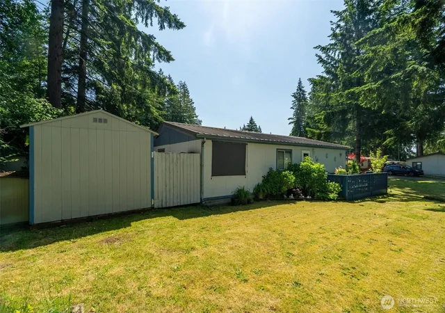 Photo 4 of Manufactured home for sale at 17340 Sargent Rd SW #47, Rochester, WA 98579 | MLS# NWM2478452 | Listing updated on 2026-09-17