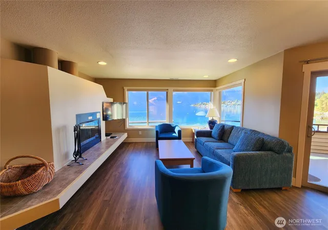 Photo 3 of Multi family home for sale at 1 Lakeside 718 N, Manson, WA 98831 | MLS# NWM2478482 | Listing updated on 2026-09-17
