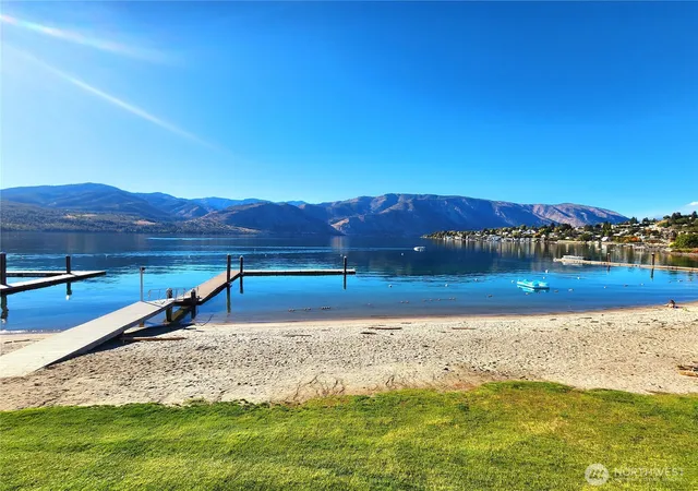 Photo 4 of Multi family home for sale at 1 Lakeside 718 N, Manson, WA 98831 | MLS# NWM2478482 | Listing updated on 2026-09-17