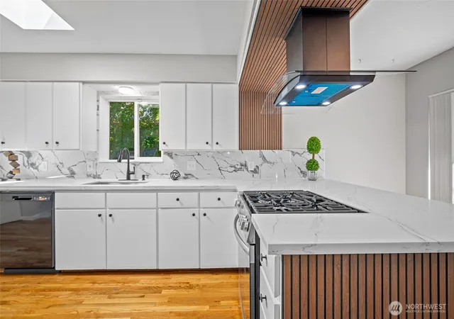 Photo 3 of Single family home for sale at 1216 E Clearbrook Dr, Bellingham, WA 98229 | MLS# NWM2478733 | Listing updated on 2026-09-24