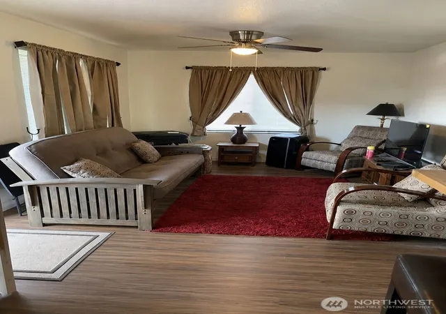 Photo 3 of Single family home for sale at 212 4th Street W, Tonasket, WA 98855 | MLS# NWM2478765 | Listing updated on 2026-09-30