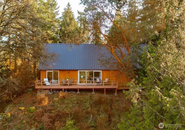 Photo 2 of Single family home for sale at 1014 Ben Nevis Loop, Shaw Island, WA 98286 | MLS# NWM2479057 | Listing updated on 2026-09-17