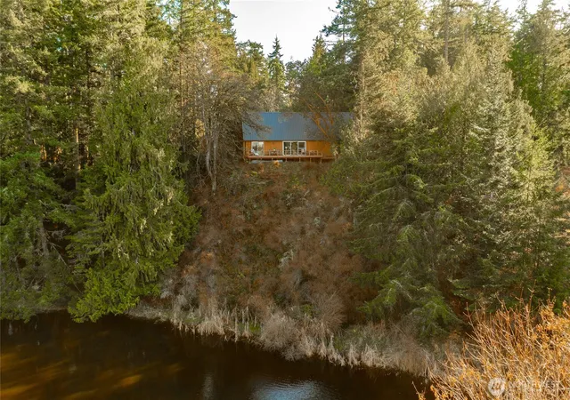 Photo 3 of Single family home for sale at 1014 Ben Nevis Loop, Shaw Island, WA 98286 | MLS# NWM2479057 | Listing updated on 2026-09-17