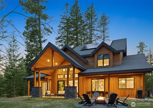 Photo 2 of Single family home for sale at 36 Old Grv Trl, Cle Elum, WA 98922 | MLS# NWM2479138 | Listing updated on 2026-09-17