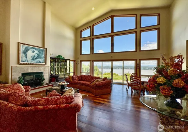 Photo 4 of Single family home for sale at 4075 Preserve Dr, Camano Island, WA 98282 | MLS# NWM2479172 | Listing updated on 2026-09-17