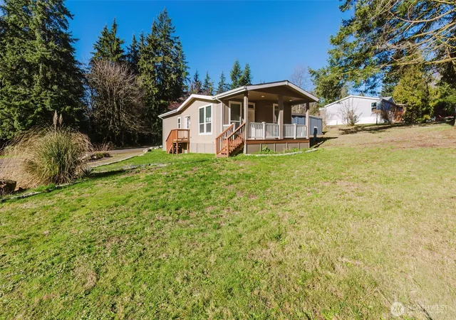 Photo 2 of Manufactured home for sale at 3371 Se Bielmeier Rd #95, Port Orchard, WA 98367 | MLS# NWM2479209 | Listing updated on 2026-09-17