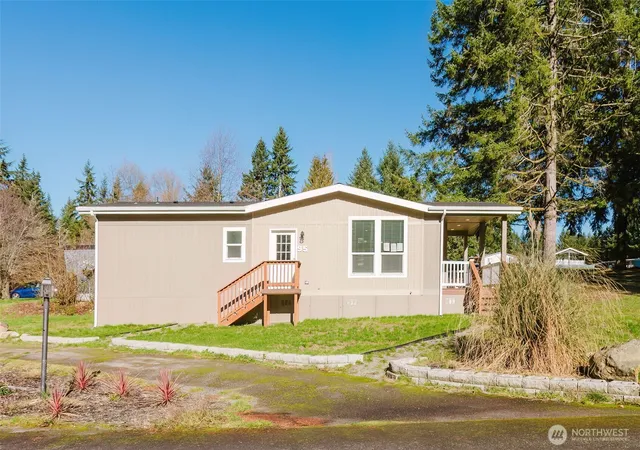 Photo 3 of Manufactured home for sale at 3371 SE Bielmeier Rd #95, Port Orchard, WA 98367 | MLS# NWM2479209 | Listing updated on 2026-09-17