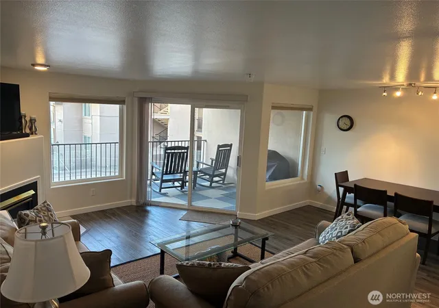 Photo 3 of Condo for sale at 2900 Marina Dr #201, Moses Lake, WA 98837 | MLS# NWM2479348 | Listing updated on 2026-09-17