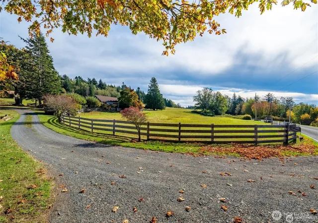 Photo 4 of Single family home for sale at 2383 W Shore Dr, Lummi Island, WA 98262 | MLS# NWM2479774 | Listing updated on 2026-09-28