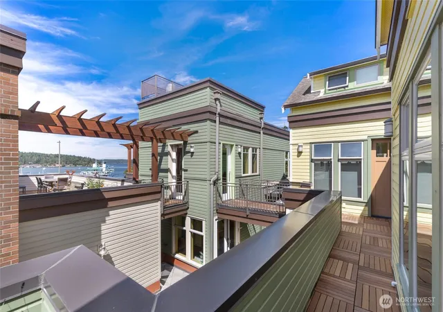 Photo 3 of Townhouse for sale at 232 A St #R4, Friday Harbor, WA 98250 | MLS# NWM2479947 | Listing updated on 2026-09-17
