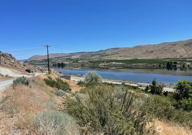 Photo 4 of Land for sale at 31 Osprey Nest Rd, Pateros, WA 98846 | MLS# NWM2479951 | Listing updated on 2026-09-17