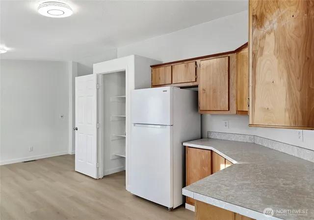 Photo 4 of Manufactured home for sale at 165 Nix Ln, Centralia, WA 98531 | MLS# NWM2480017 | Listing updated on 2026-09-17