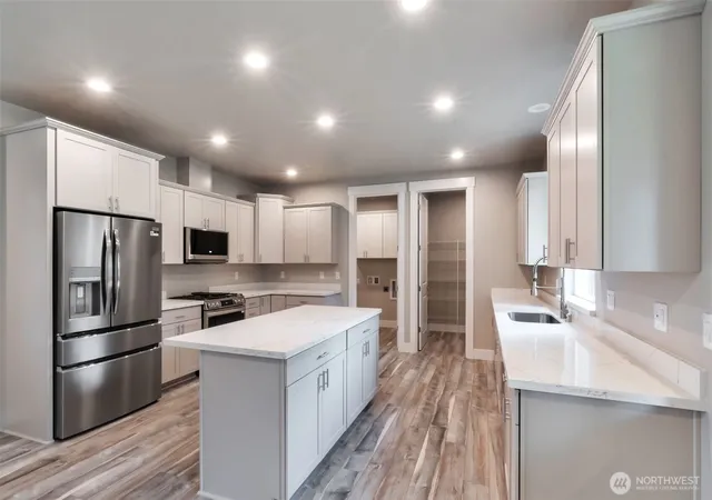Photo 3 of Sale Pending at 4940 Johnson St Nw, Bremerton, WA 98311 | MLS# NWM2480268 | Listing updated on 2026-09-28