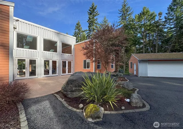 Photo 3 of Contingent at 233 Raintree Ln, Sequim, WA 98382 | MLS# NWM2480333 | Listing updated on 2026-09-17