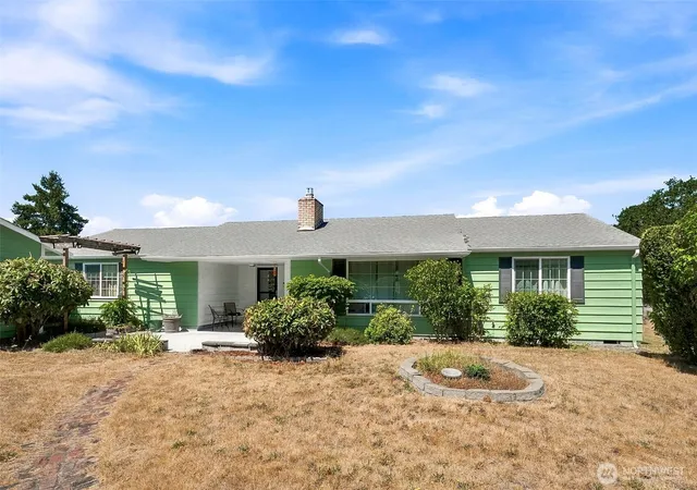 Single family home for sale at 406 Dupont Ave, Dupont, WA 98327 | MLS# NWM2480355