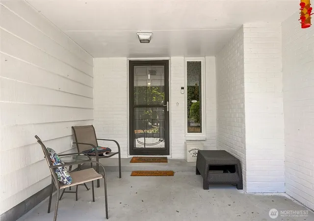 Photo 3 of Single family home for sale at 406 Dupont Ave, Dupont, WA 98327 | MLS# NWM2480355 | Listing updated on 2026-09-17