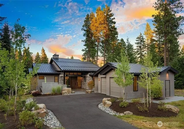 Photo 1 of Single family home for sale at 47 Forest Ridge Dr, Cle Elum, WA 98922 | MLS# NWM2480524 | Listing updated on 2026-10-01