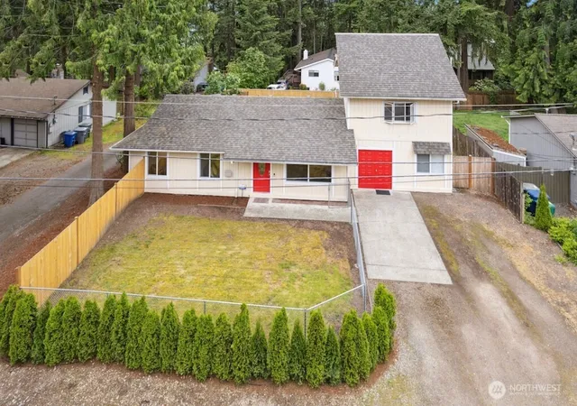 Photo 3 of Single family home for sale at 1115 207th Place NE, Sammamish, WA 98074 | MLS# NWM2480559 | Listing updated on 2026-09-17